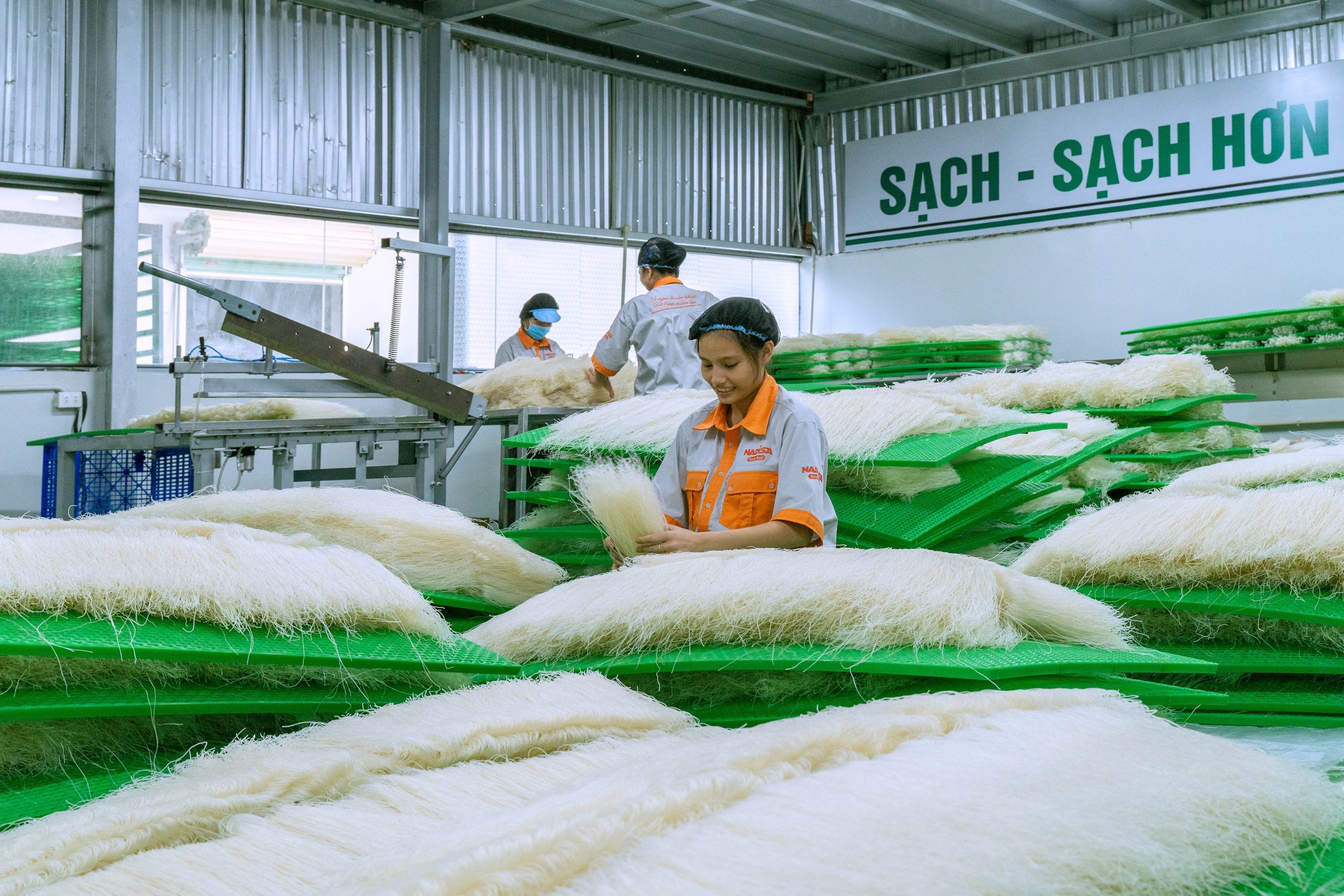 Quy trình sản xuất hiện đại khép kín