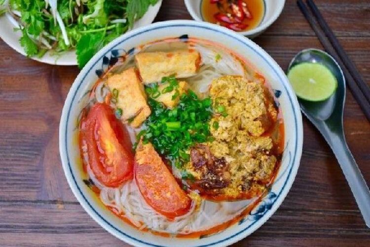 mi-tam-thanh-nam-nau-bun