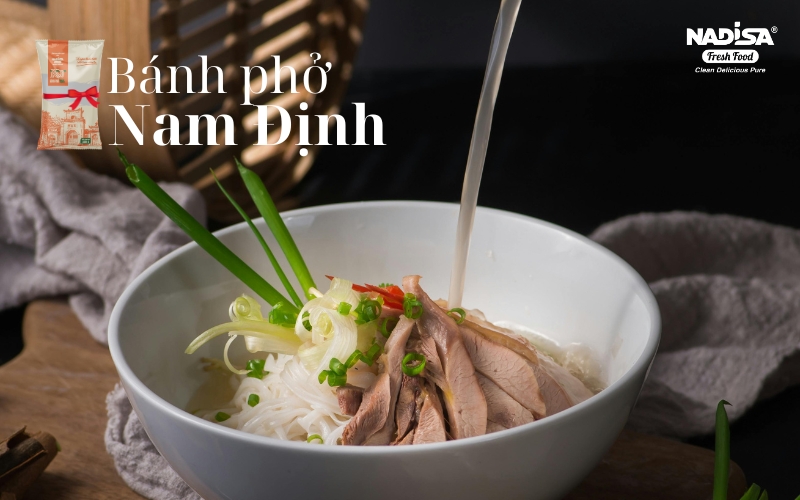phở gà làm từ bánh phở Nam Định